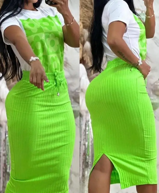 Summer Alt Clothing - Damski top z kwiatowym nadrukiem i